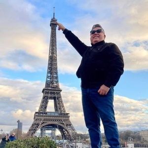 Meet your Posher, Edwin